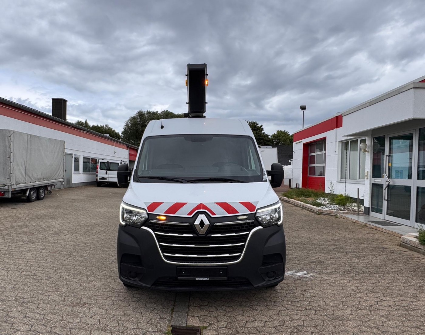Renault Hubarbeitsbühne Steiger Versalift ETL-32-115 EURO 6