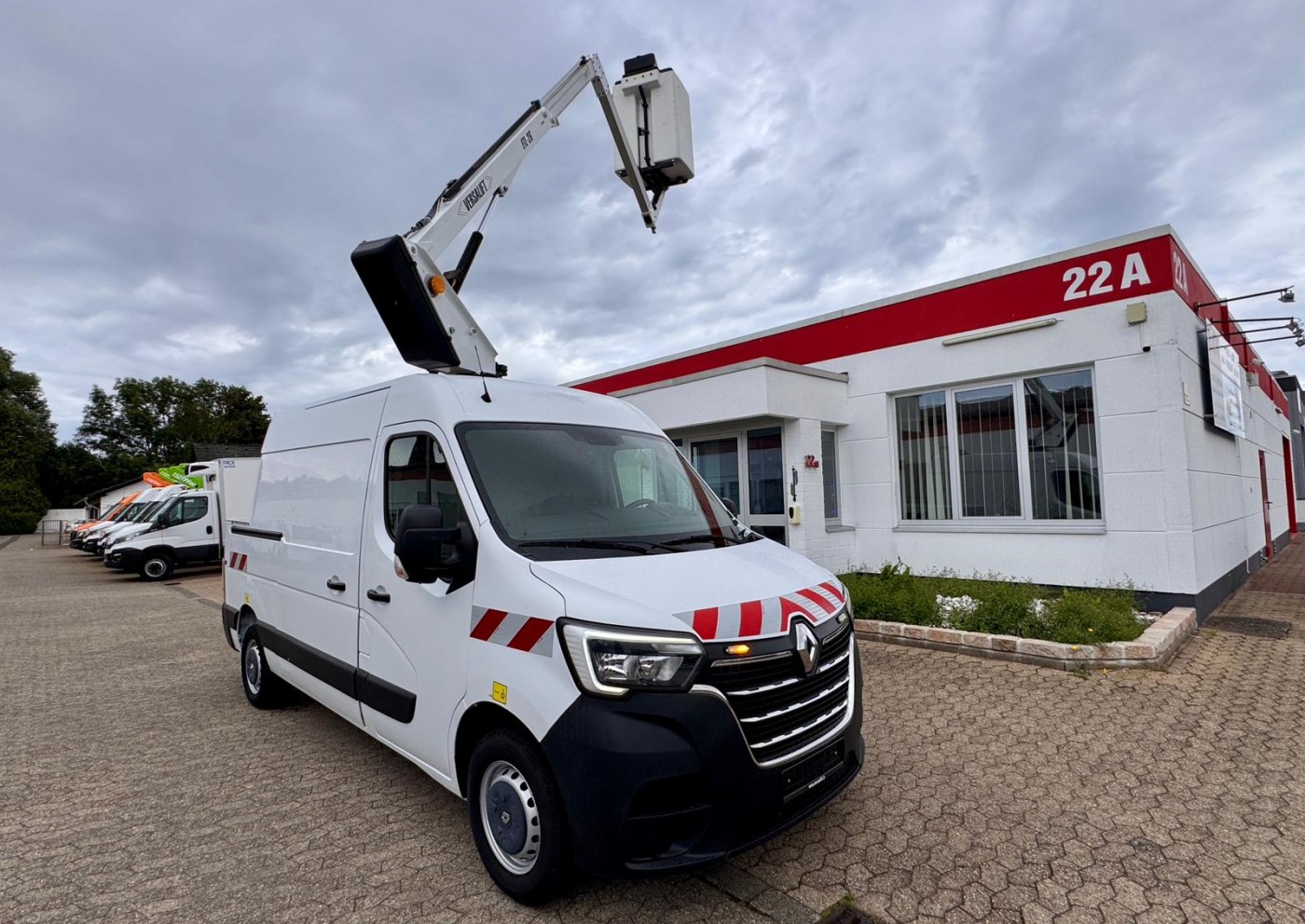 Renault Hubarbeitsbühne Steiger Versalift ETL-32-115 EURO 6