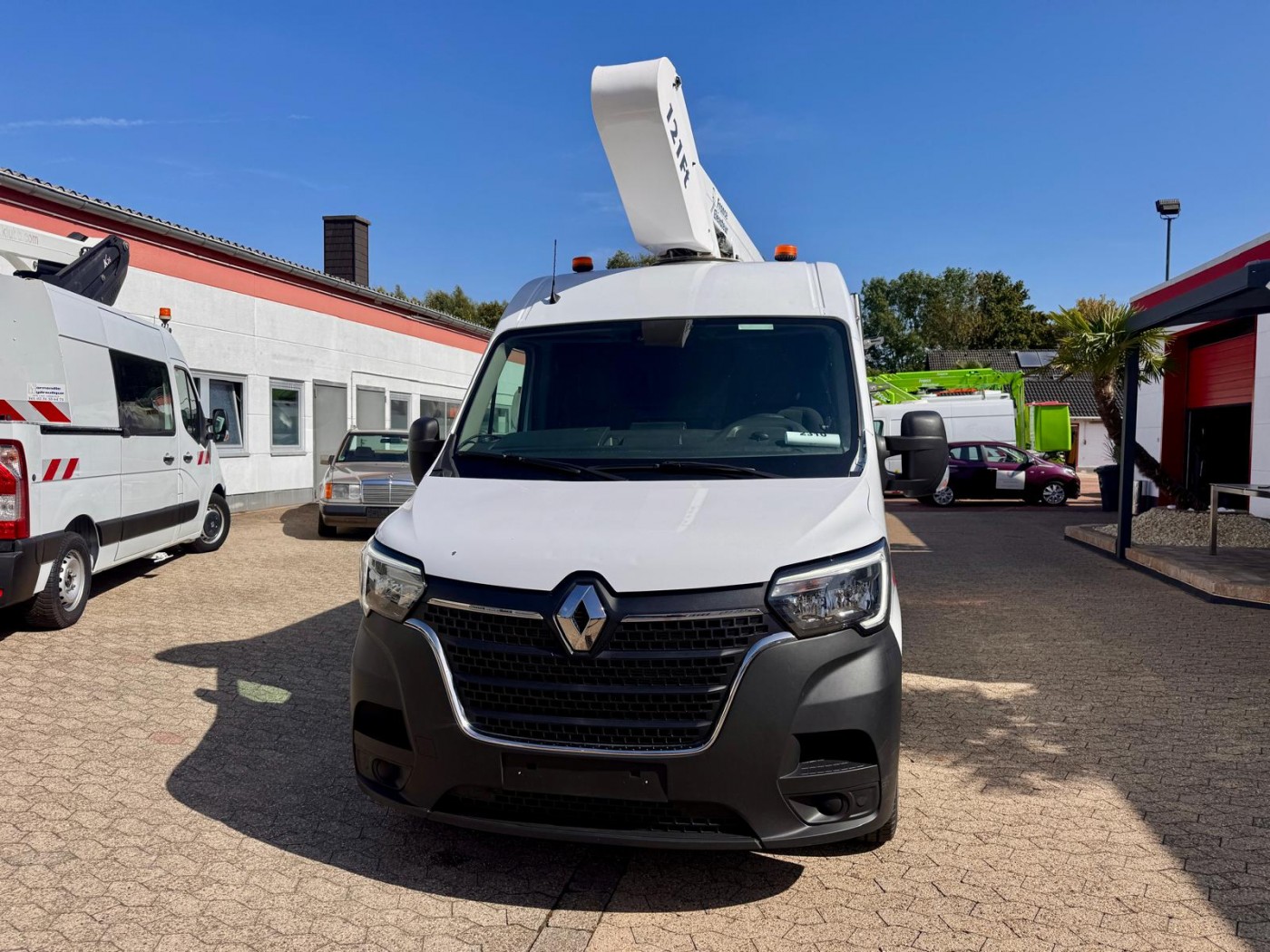 Renault  Hubarbeitsbühne Steiger France Elevateur 121 FT EURO 6