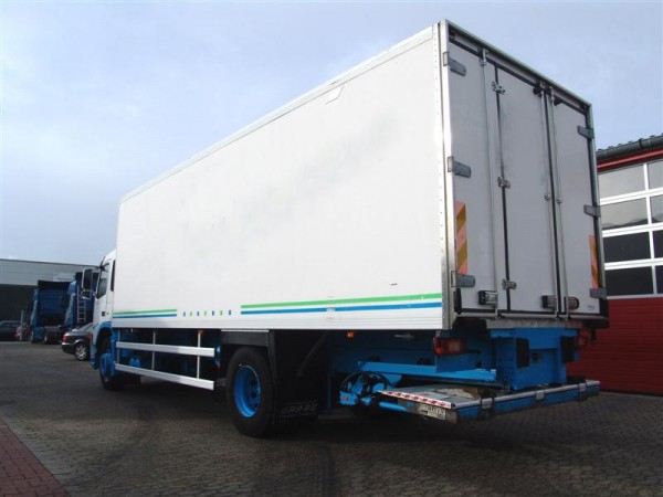  FM9 300 K