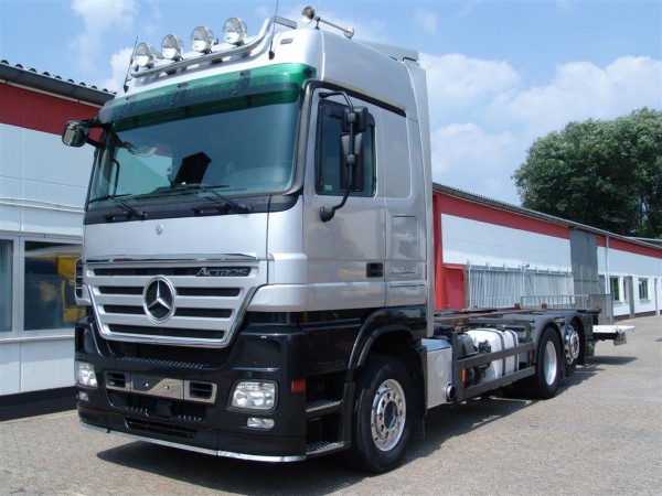  Actros 2546 L Megaspace BDF Ladebordwand