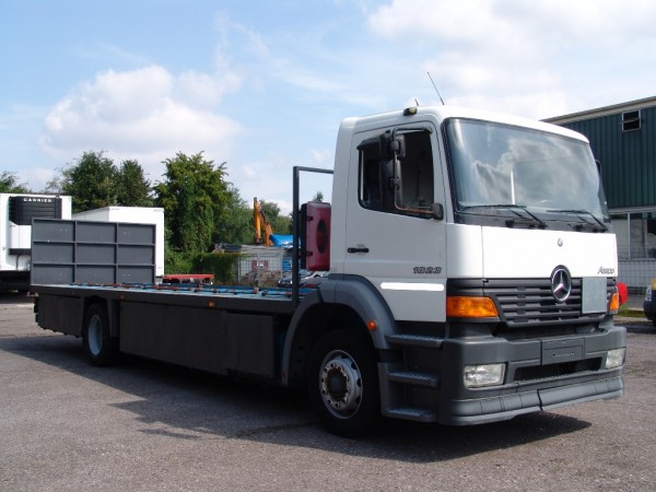  Atego 1823 offene Plattform Luftfederung