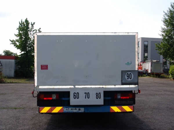  Atego 1823 offene Plattform Luftfederung