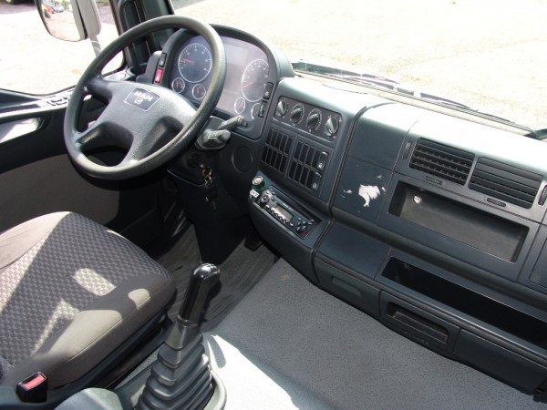  TGM 15.240 Box EURO 4 Liftgate air suspension