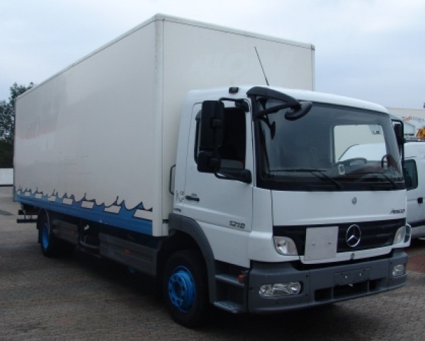 Mercedes-Benz Atego 1218 fourgon 7,60m hayon suspensions air