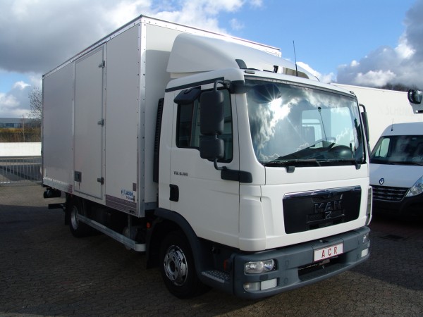 MAN MAN TGL 8.180 dobozos teherautók, emelőhátfal, EURO5, 2010 