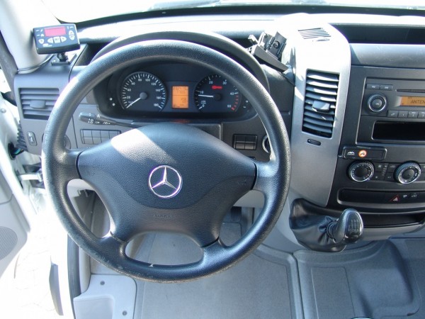 Mercedes-Benz Sprinter 313 Tiefkühlkoffer Carrier Xarios 300 Motor + Standbetrieb Klima