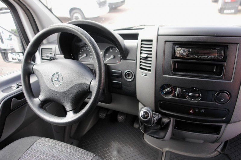 Mercedes-Benz Sprinter 316 Tiefkühlkoffer Fleischerhaken Carrier Pulsor 350 EURO5 Scheckheftgepflegt TÜV neu!
