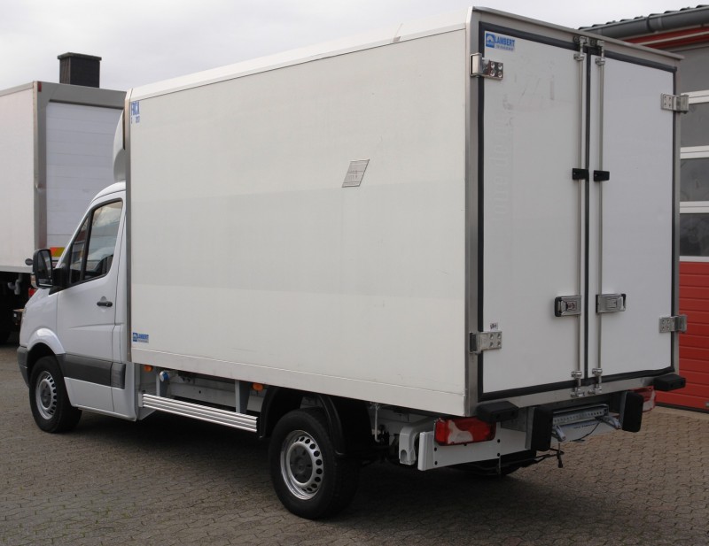 Mercedes-Benz Sprinter 313 furgone frigo, Carrier Xarios 300 Aria condizionata, Spoiler, Capacità di carico 920kg, EURO5