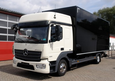 Mercedes-Benz Atego 823L closed box 6,40m BigSpace cabin airco liftgate EURO6 new TÜV!