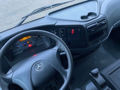 Mercedes-Benz Atego 1218 Cassone congelatore Carrier Supra 850MT sponda idraulica 2 temperature ATP 04/2022