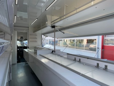 Iveco Daily 50C15 Autosklep Gastronomiczny Lada chłodnicza EURO 5 Klimatyzacja