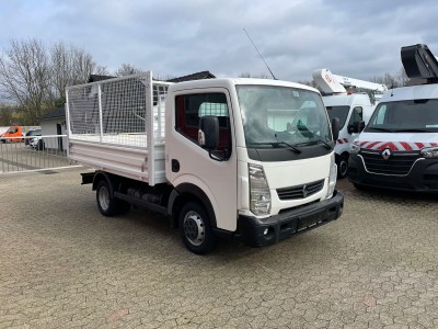 Renault  Maxity 140.35 tipper 3 seats 1415 kg payload!