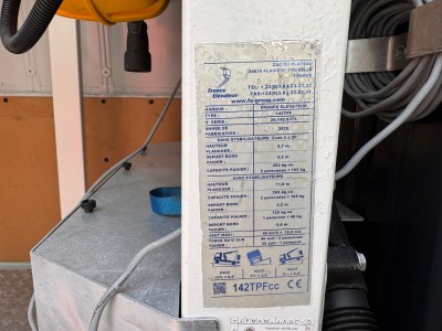 Renault منصة العمل الجوية Steiger France Elevateur 142 TPFcc EURO 6Y