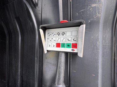Renault Hubarbeitsbühne Steiger Versalift ETL-32-115 EURO 6